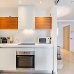 Modern 2 Bed In Marbella-san Pedro Apartman *