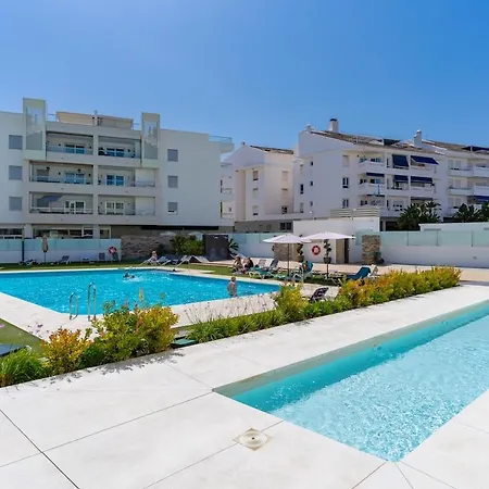 Modern 2 Bed In Marbella-san Pedro Apartamento
